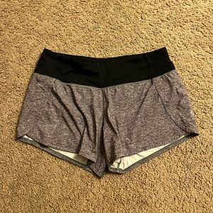 Lululemon grey and black shorts size 6